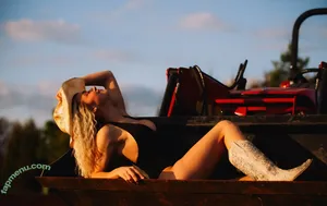 Natalie Decker / NatalieRacing / nataliedecker / user nude photo #0637
