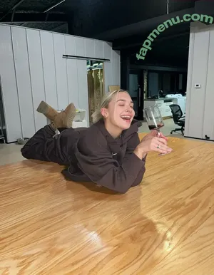 Natalie Decker / NatalieRacing / nataliedecker / user nude photo #0790