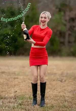 Natalie Decker / NatalieRacing / nataliedecker / user nude photo #0801