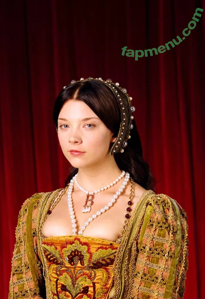 Natalie Dormer nude photo #0411 (nataliedormer)