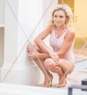 Natalie Gulbis / nataliegulbis nude photo #0023