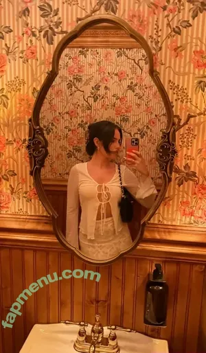 Natalie Mariduena / natalinanoel nude photo #0369