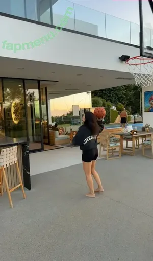 Natalie Mariduena / natalinanoel nude photo #0370