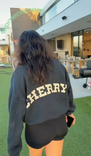 Natalie Mariduena / natalinanoel nude photo #0388