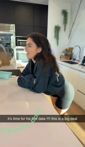 Natalie Mariduena / natalinanoel nude photo #0393