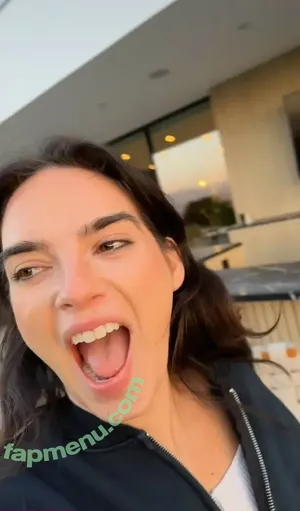 Natalie Mariduena / natalinanoel nude photo #0394