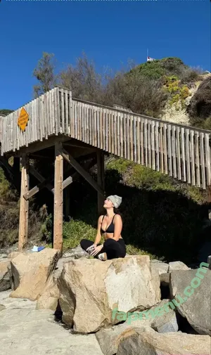 Natalie Mariduena / natalinanoel nude photo #0681