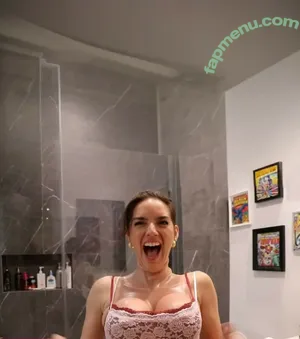 Natalie Mariduena / natalinanoel nude photo #0774