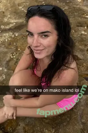 Natalie Mariduena / natalinanoel nude photo #0838