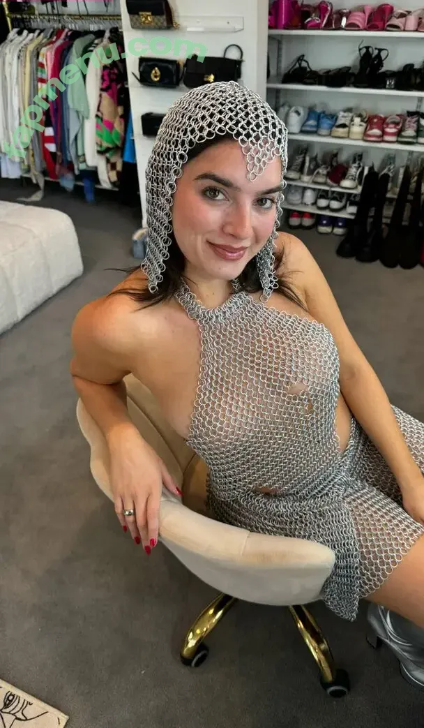 Natalie Mariduena nude photo #0312 (natalinanoel)