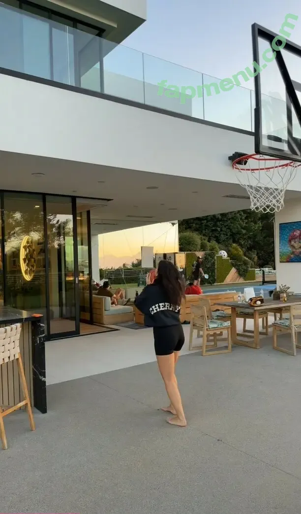 Natalie Mariduena nude photo #0373 (natalinanoel)