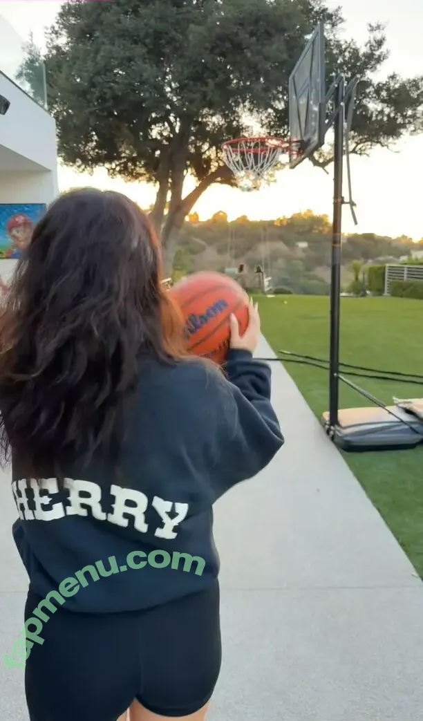 Natalie Mariduena nude photo #0383 (natalinanoel)