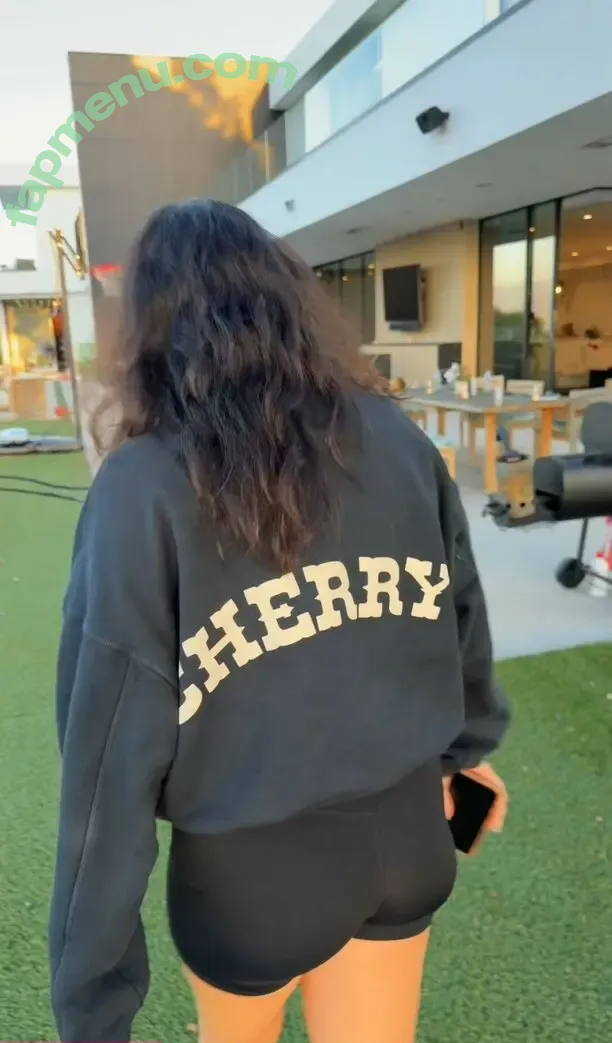 Natalie Mariduena nude photo #0388 (natalinanoel)