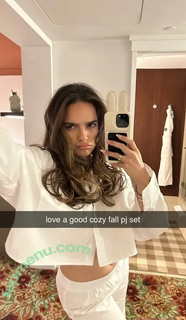 Natalie Mariduena nude photo #0513 (natalinanoel)