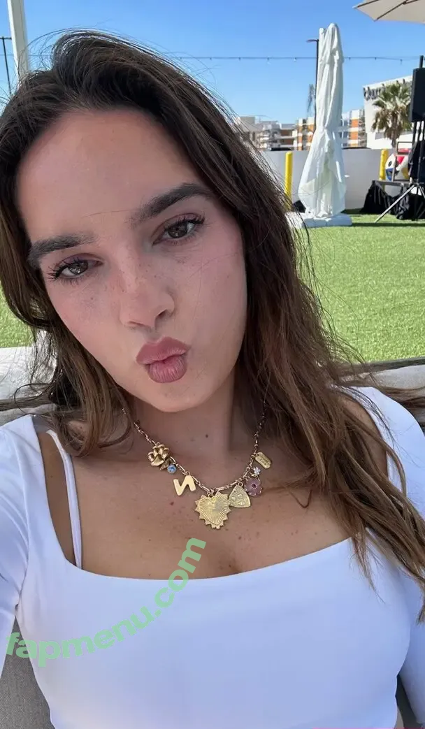 Natalie Mariduena nude photo #0545 (natalinanoel)