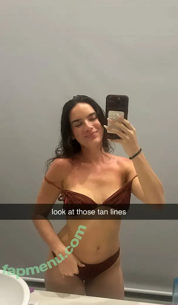 Natalie Mariduena nude photo #0550 (natalinanoel)