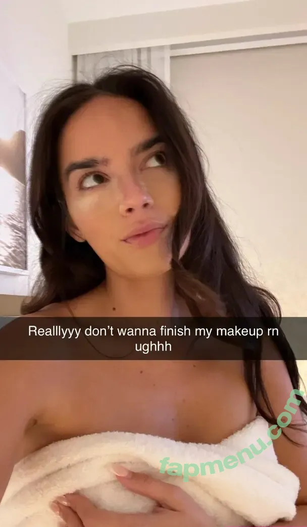 Natalie Mariduena nude photo #0571 (natalinanoel)