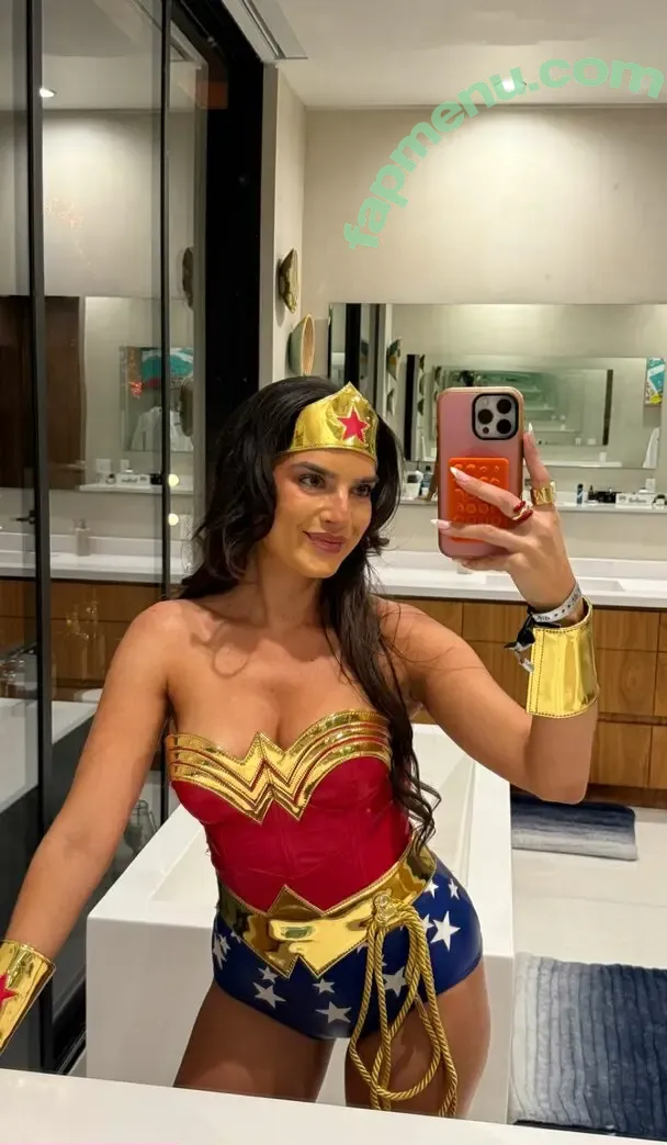 Natalie Mariduena nude photo #0604 (natalinanoel)