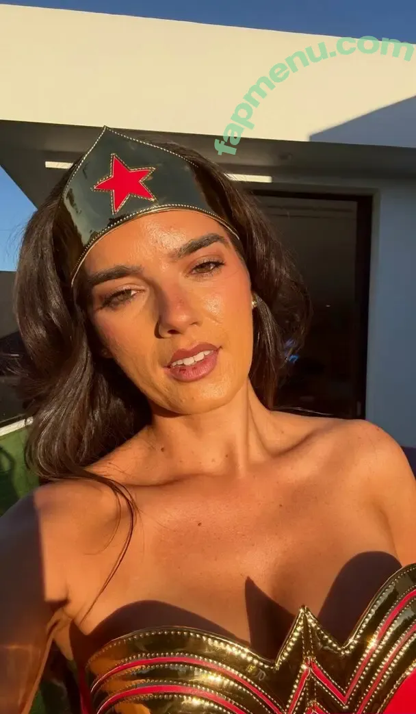 Natalie Mariduena nude photo #0611 (natalinanoel)