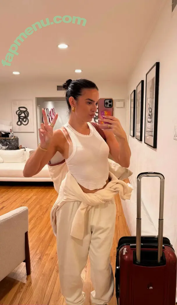 Natalie Mariduena nude photo #0629 (natalinanoel)