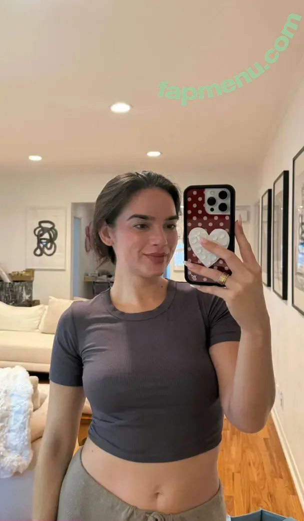 Natalie Mariduena nude photo #0650 (natalinanoel)