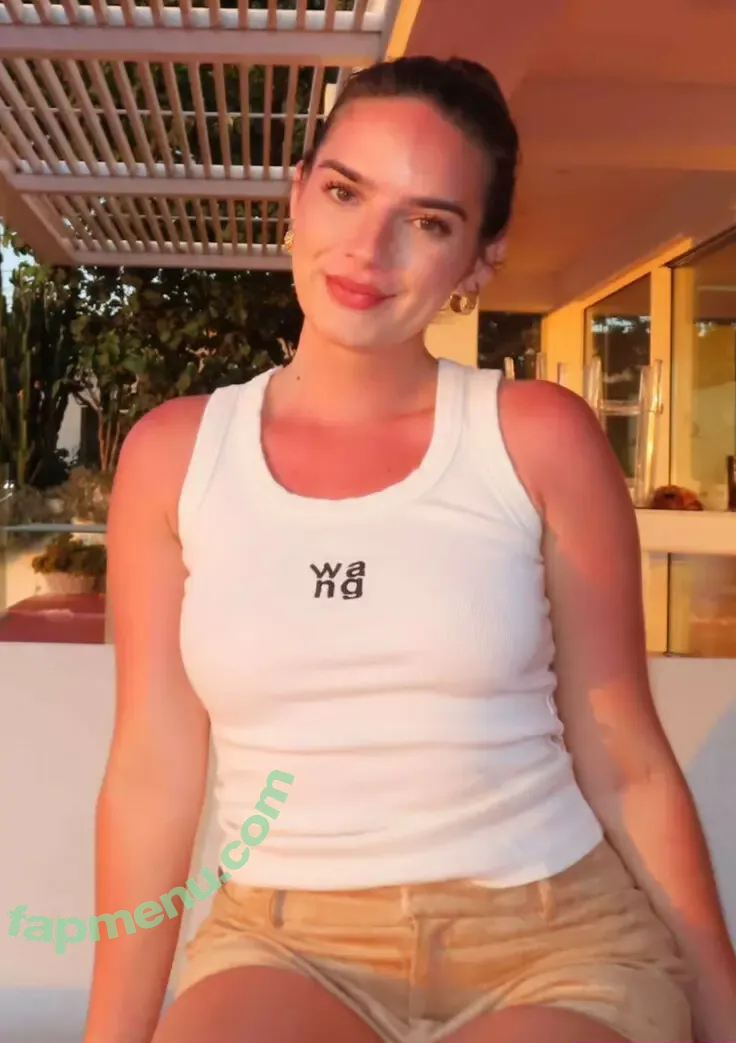 Natalie Mariduena nude photo #0791 (dailynatalina / natalinanoel)