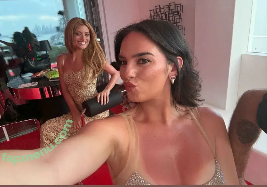 Natalie Mariduena nude photo #0804 (dailynatalina / natalinanoel)