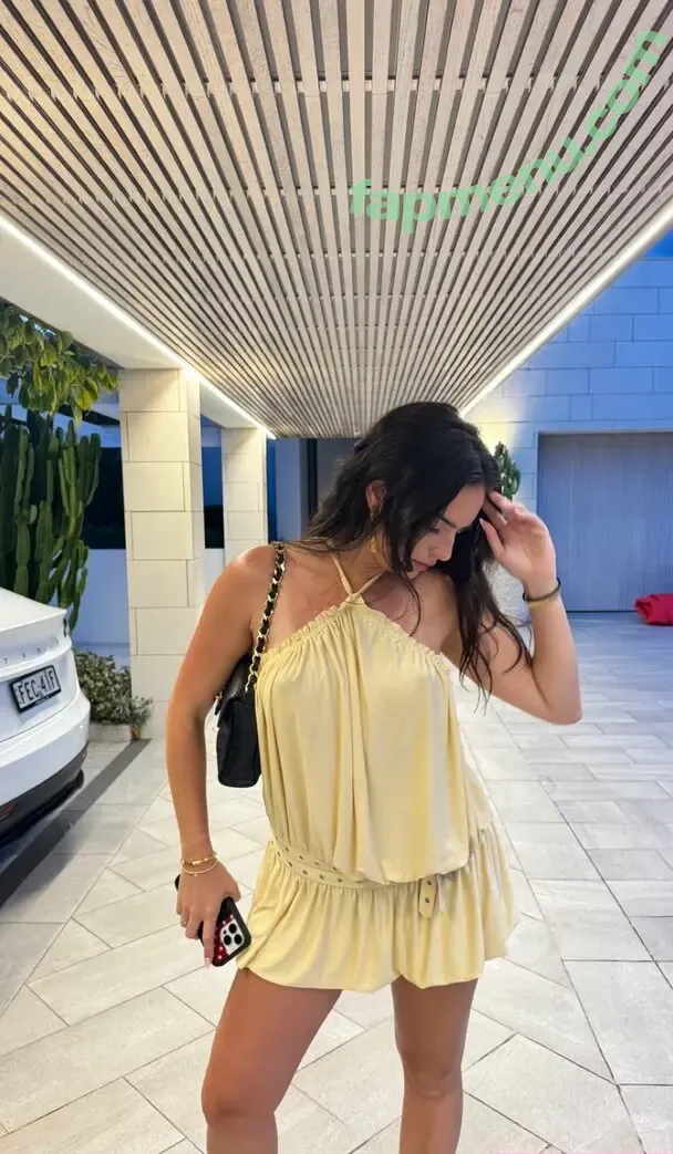 Natalie Mariduena nude photo #0869 (natalinanoel)