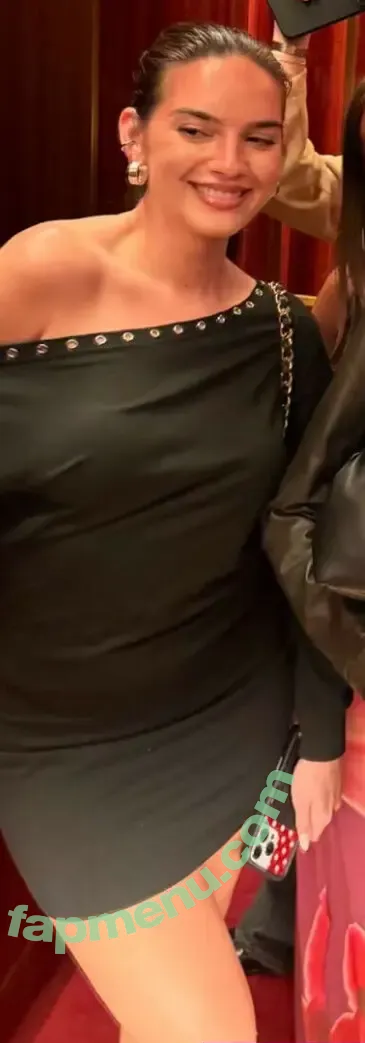 Natalie Mariduena nude photo #0949 (dailynatalina / natalinanoel)