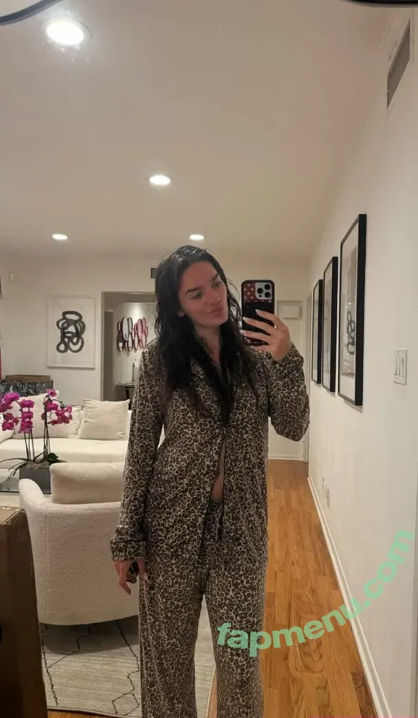 Natalie Mariduena nude photo #1003 (dailynatalina / natalinanoel)