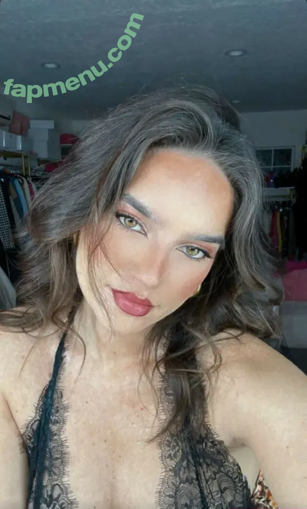 Natalie Noel nude photo #0208 (Natalie-Noel / nataliemariduena / natalienoelledfw / natalinanoel)