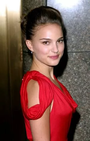 Natalie Portman / natalieportman nude photo #0646