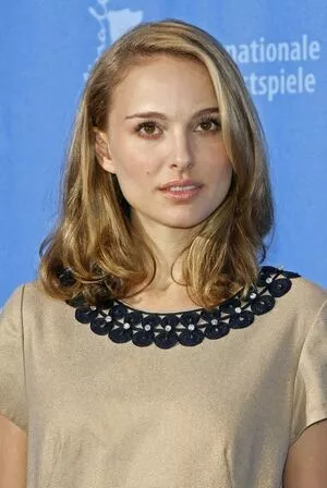 Natalie Portman / natalieportman nude photo #1597