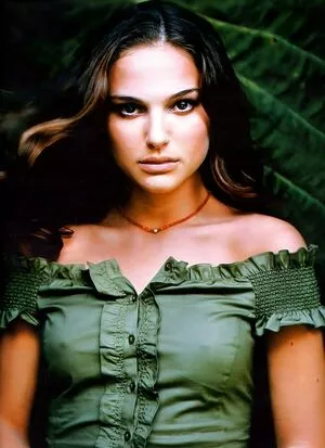 Natalie Portman / natalieportman nude photo #1731