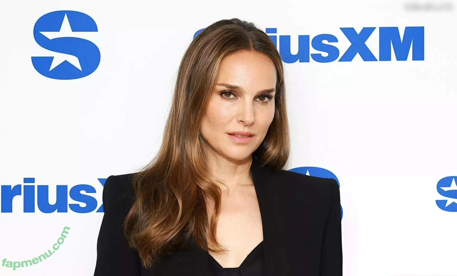 Natalie Portman nude photo #1415 (karoliina03 / natalieportman)