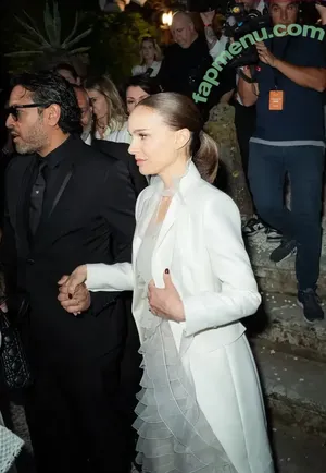 Natalie Portman / natalieportman nude photo #2352