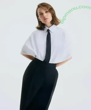 Natalie Portman / natalieportman nude photo #2430