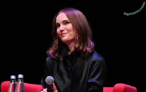 Natalie Portman / natalieportman nude photo #2479