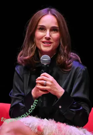 Natalie Portman / natalieportman nude photo #2483