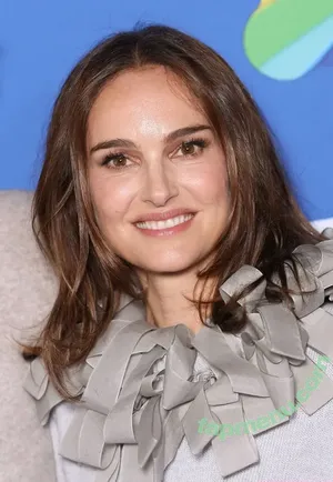 Natalie Portman / natalieportman nude photo #2520