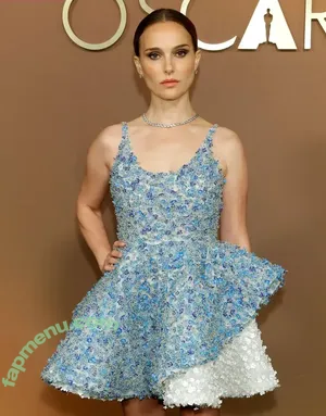 Natalie Portman / natalieportman nude photo #2548