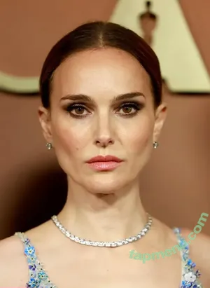 Natalie Portman / natalieportman nude photo #2572