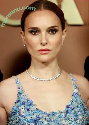 Natalie Portman / natalieportman nude photo #2573
