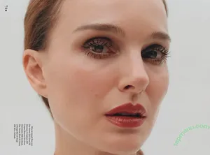 Natalie Portman / natalieportman nude photo #2596