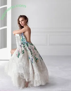 Natalie Portman / natalieportman nude photo #2626