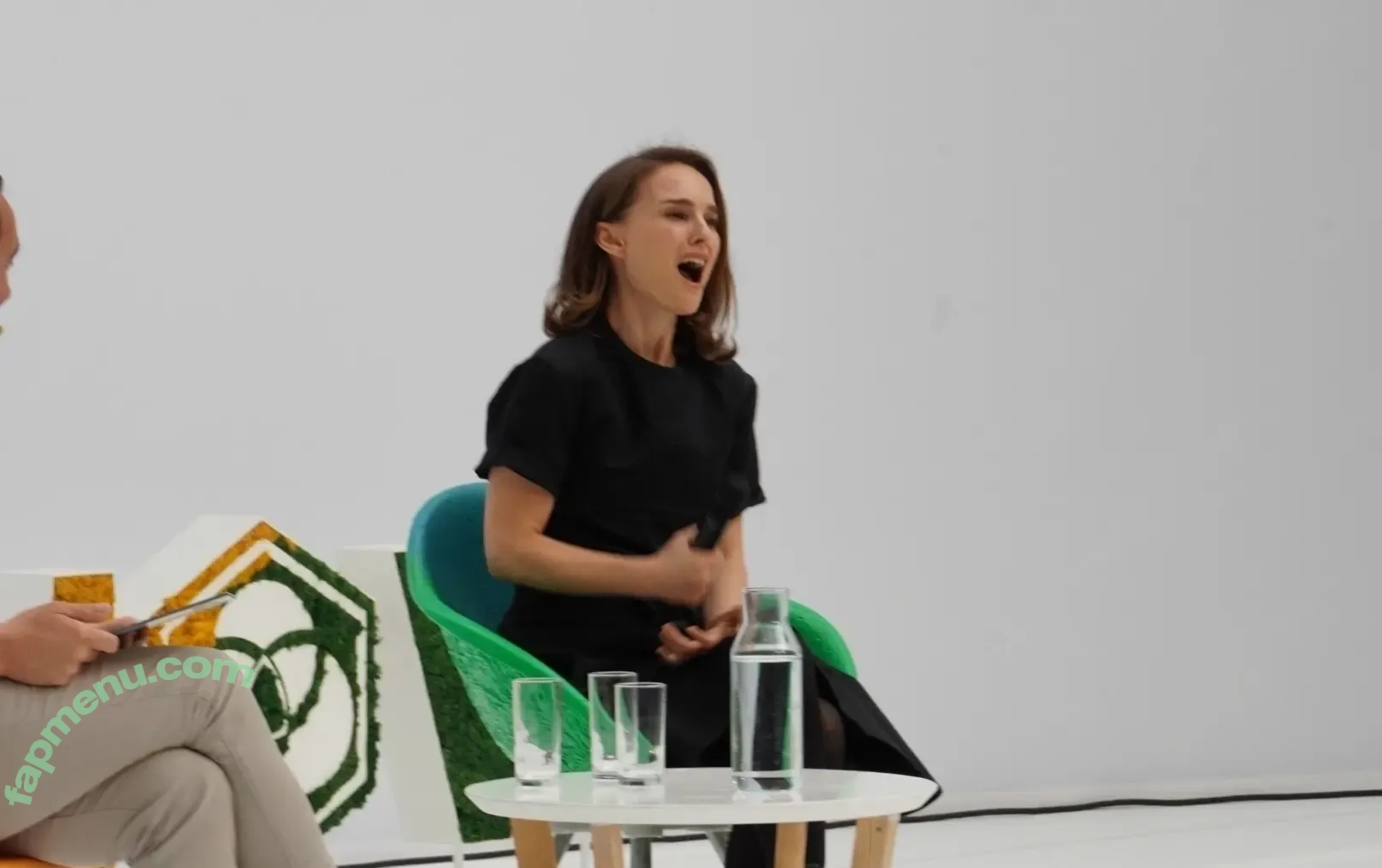 Natalie Portman nude photo #2146 (natalieportman)