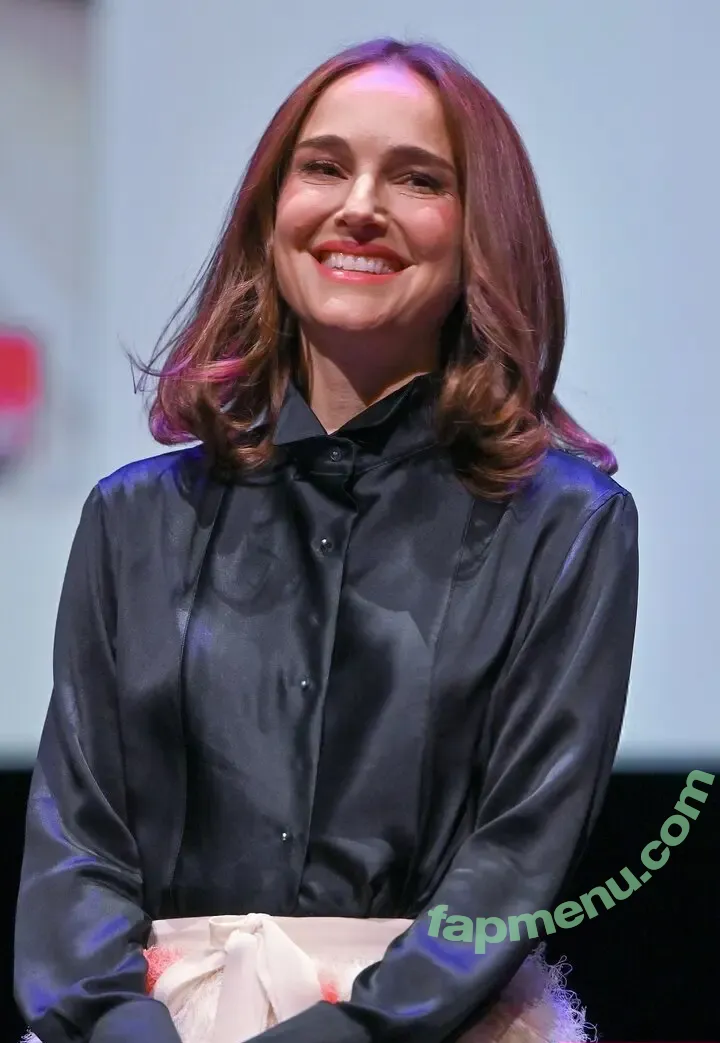 Natalie Portman nude photo #2474 (natalieportman)