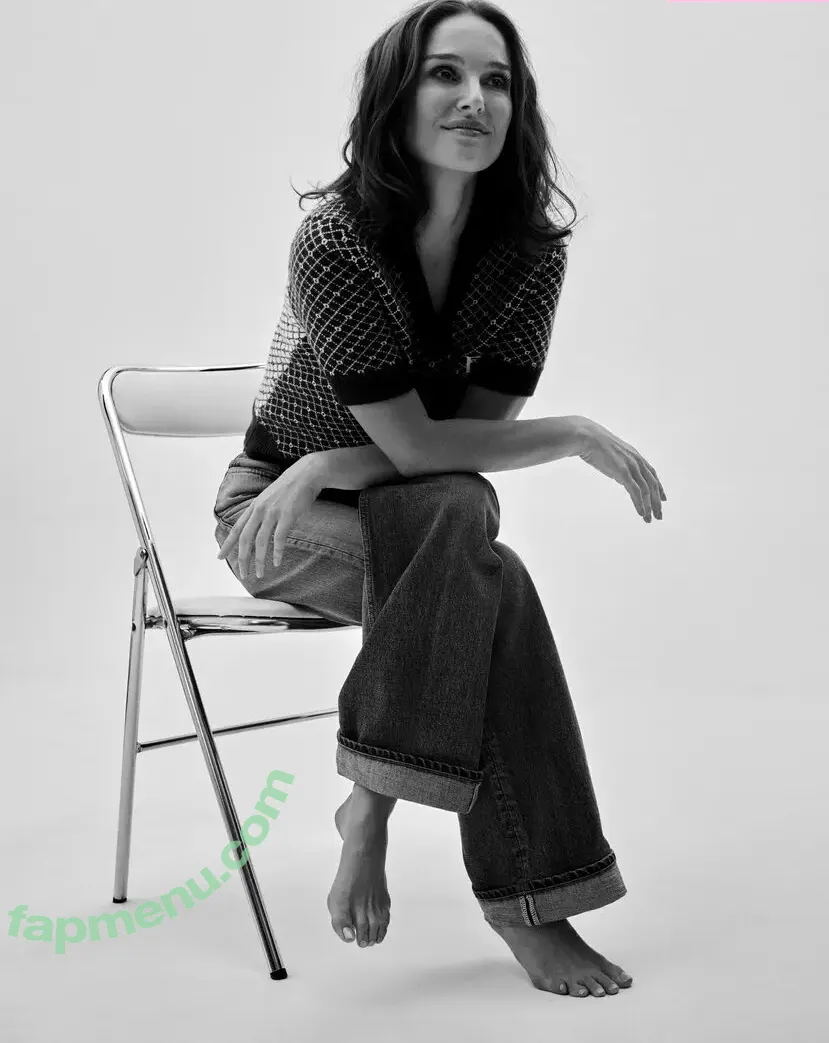 Natalie Portman nude photo #2612 (natalieportman)