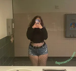 Natalie Renee Fitzgerald / gothiccmamii27 / gothiccmamii97 nude photo #0019