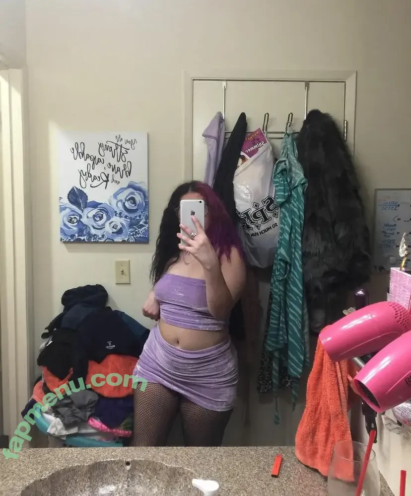 Natalie Renee Fitzgerald nude photo #0003 (gothiccmamii27 / gothiccmamii97)